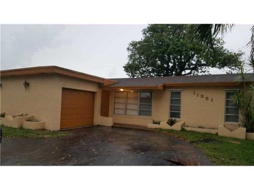 11951 NW 29th Pl, Fort Lauderdale, FL 33323