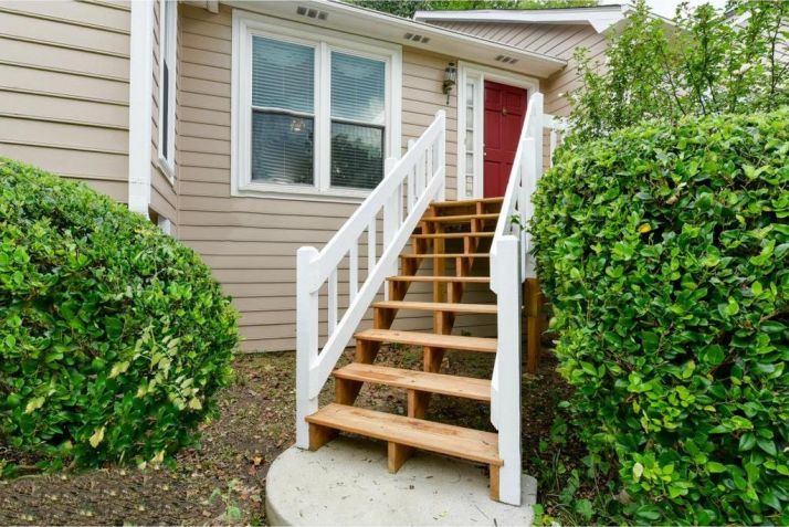 1107 Bailiff Court, Atlanta, GA 30319