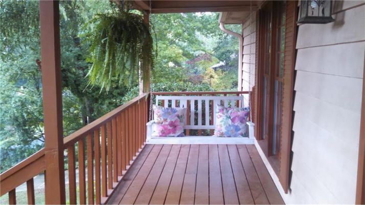 4896 Raven Way Ne, Marietta, GA 30066