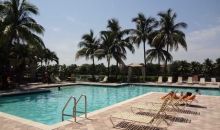 2486 CENTERGATE DR # 102 Hollywood, FL 33025