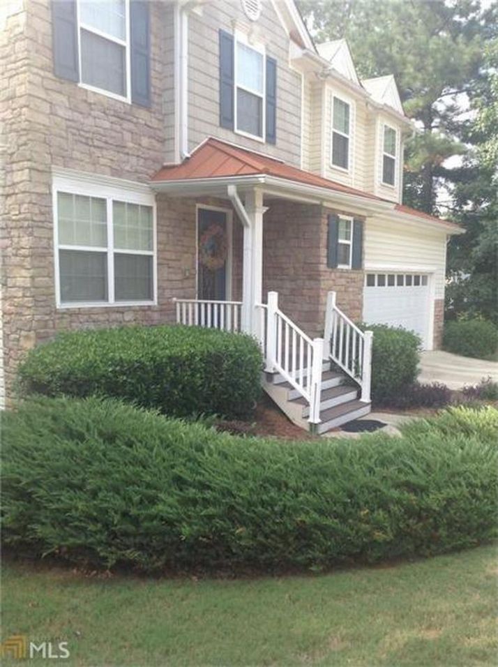 63 Creekmoore Court, Douglasville, GA 30134