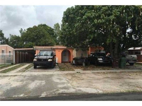 31 E 43rd St, Hialeah, FL 33013