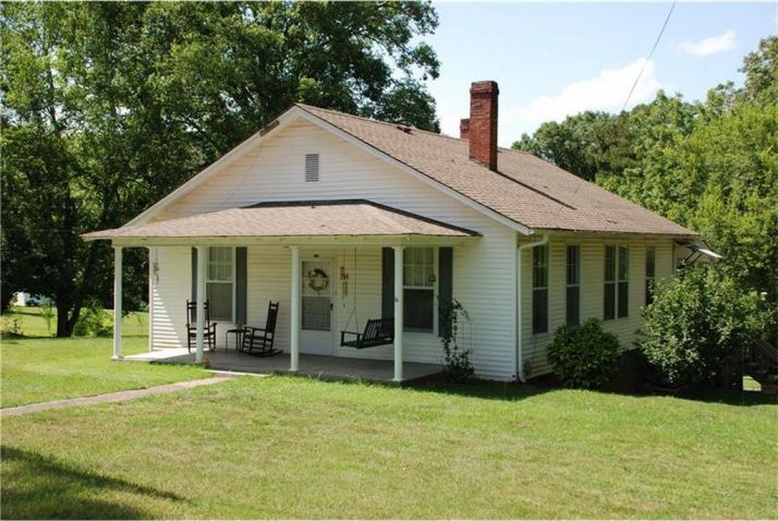 456 New Town Street, Tate, GA 30177