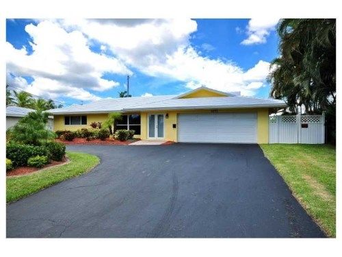 1071 NE 27th Ter, Pompano Beach, FL 33062