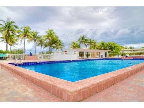 5005 COLLINS AV # 523, Miami Beach, FL 33140