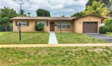 810 SW 70 Ave Hollywood, FL 33023