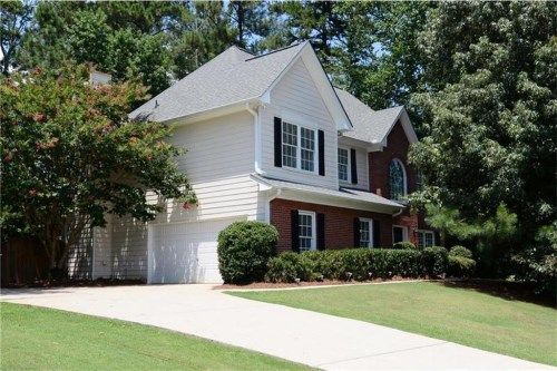 585 Silverberry Lane, Buford, GA 30518
