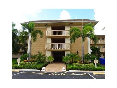 4900 Washington St # 207, Hollywood, FL 33021