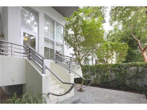 928 Pennsylvania Ave # 1, Miami Beach, FL 33139