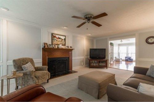 4578 Blakedale Circle, Roswell, GA 30075