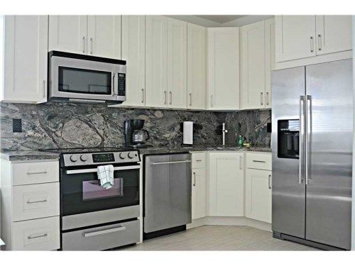 326 Harrison St # 301A, Hollywood, FL 33019