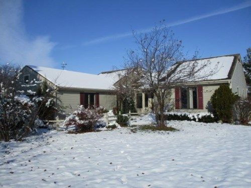 2620 County Rd S, Metamora, OH 43540