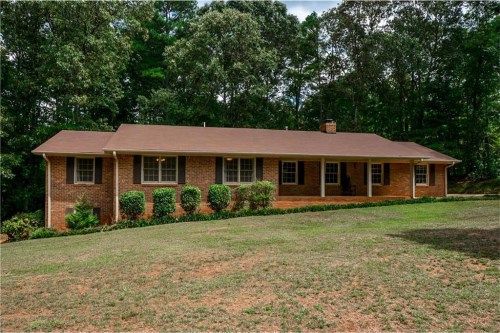 152 Carl Parker Road, Hampton, GA 30228