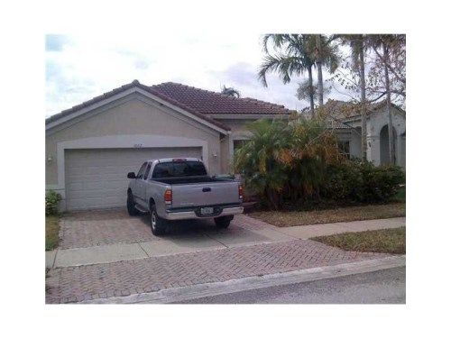 1002 Bluewood Ter, Fort Lauderdale, FL 33327