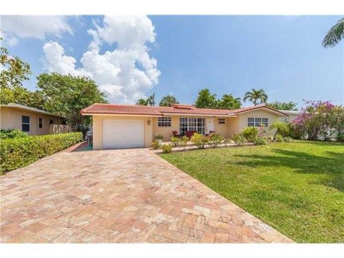 3205 Dover Rd, Pompano Beach, FL 33062