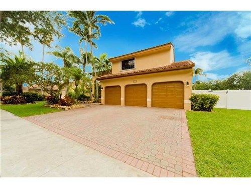 1426 NW 178th Ter, Hollywood, FL 33029