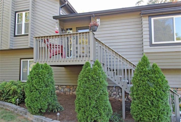 2946 Summercrest Lane, Duluth, GA 30096