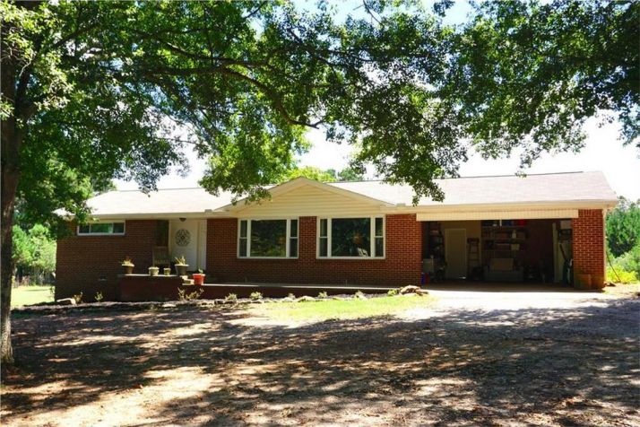 592 Swan Lake Road, Stockbridge, GA 30281