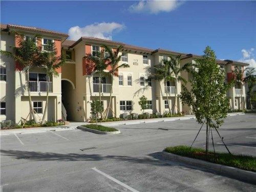 8800 NW 97th Ave # 209, Miami, FL 33178