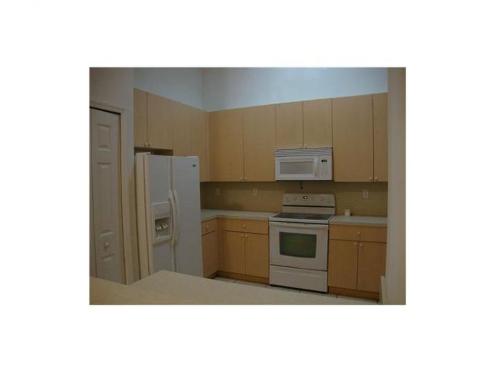 1230 NE 32 AV, Homestead, FL 33033