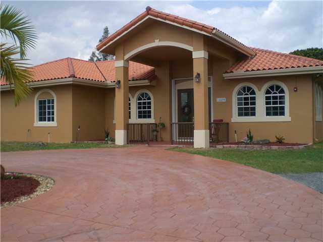 14499 SW 48th Ct, Hollywood, FL 33027