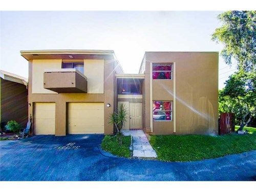 8346 N Missionwood Cir # B-21, Hollywood, FL 33025