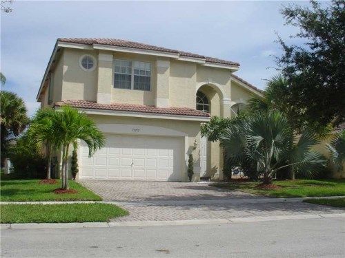 13292 SW 45th Dr, Hollywood, FL 33027