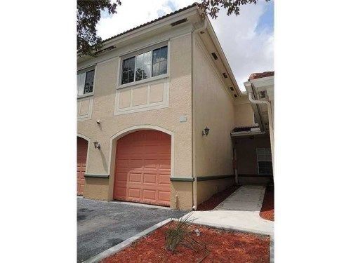 2463 Centergate Dr # 203, Hollywood, FL 33025