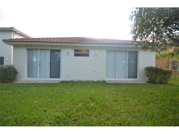 2266 SW 135th Ave, Hollywood, FL 33027