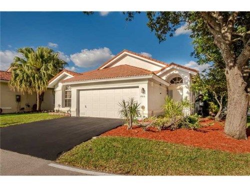 2810 NW 70th Ave, Pompano Beach, FL 33063