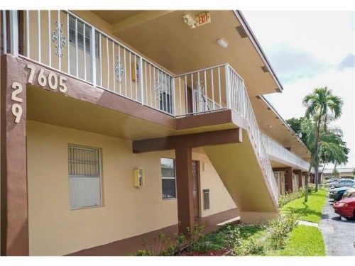 7605 NW 5th Ct # 202, Pompano Beach, FL 33063