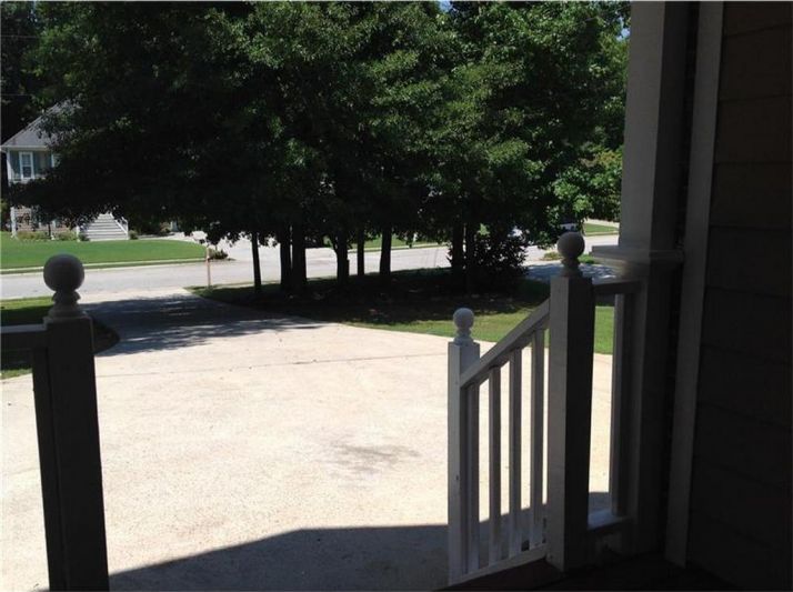 919 Creek Run Place, Temple, GA 30179