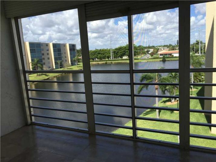 321 SE 3rd St # 408, Dania, FL 33004