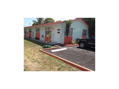 213 SW 4th St # 1-2, Dania, FL 33004