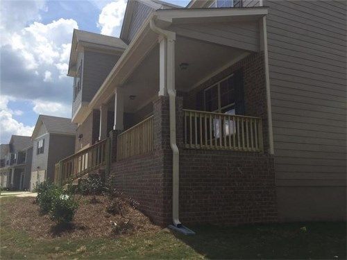 2144 Shadow Oak Trail, Loganville, GA 30052