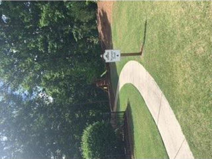 137 Little Vine Lane, Villa Rica, GA 30180