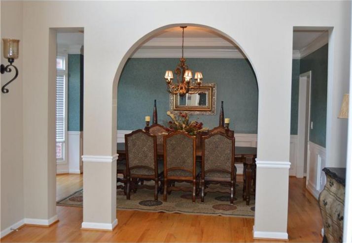 4045 Regal Oaks Drive, Suwanee, GA 30024