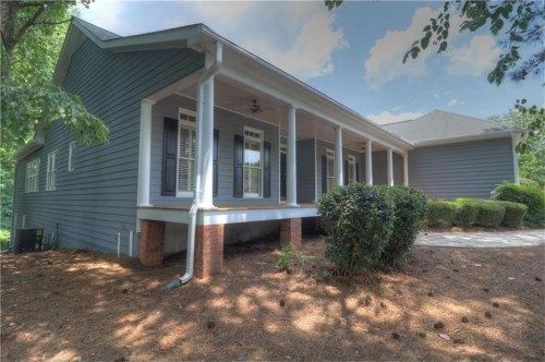 5405 Highland Gate Drive, Suwanee, GA 30024