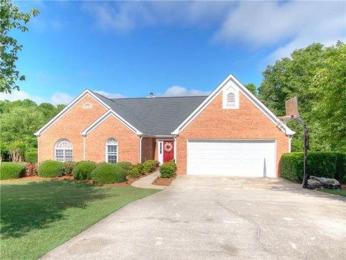 6640 Curvet Court, Cumming, GA 30040