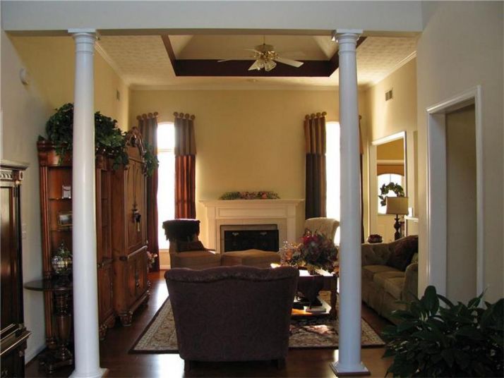 6854 Gledhill Way, Stone Mountain, GA 30087