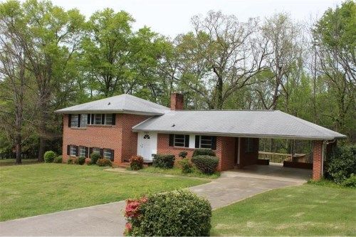 3318 Hilltop Circle, Gainesville, GA 30506