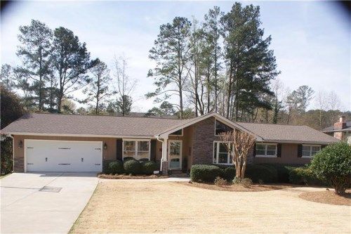 4256 Cove Way Ne, Marietta, GA 30067