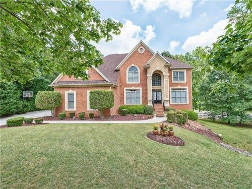 585 Stoneglen Sw, Atlanta, GA 30331