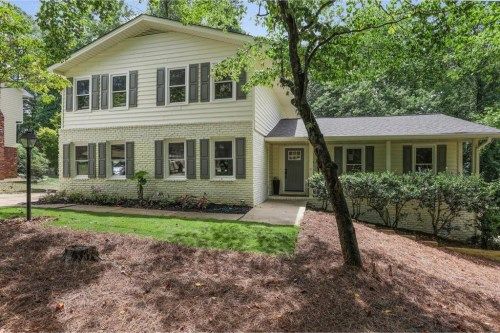4137 Lakeshore Way Ne, Marietta, GA 30067