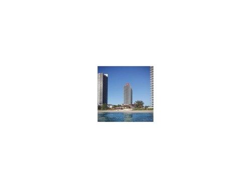 2600 E Hallandale Beach Blv # 3206, Hallandale, FL 33009