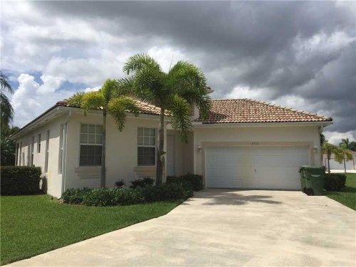 2708 Augusta Dr, Homestead, FL 33035