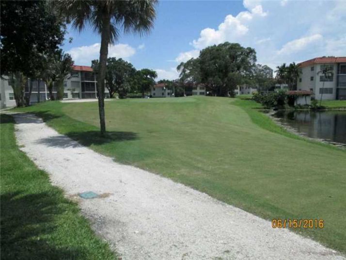311 S Hollybrook Dr # 210, Hollywood, FL 33025