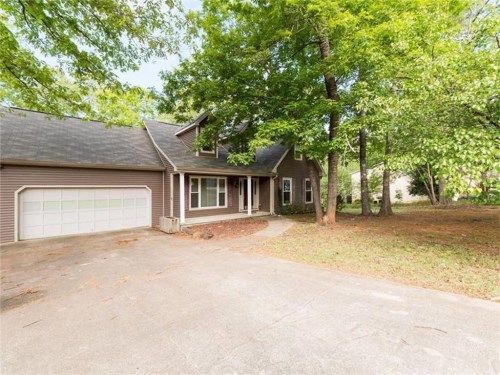 756 Pennybrook Lane, Stone Mountain, GA 30087