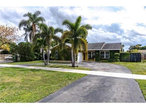 8440 Johnson St, Hollywood, FL 33024