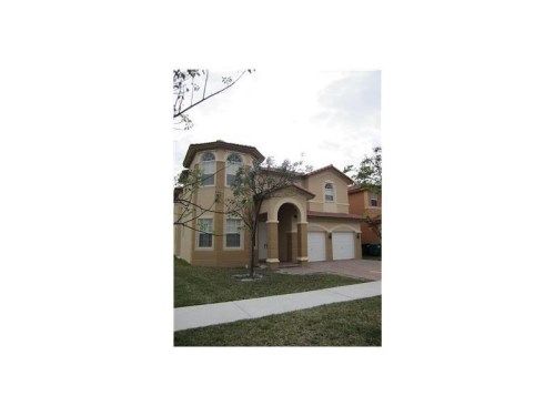 10938 NW 80 LN, Miami, FL 33178